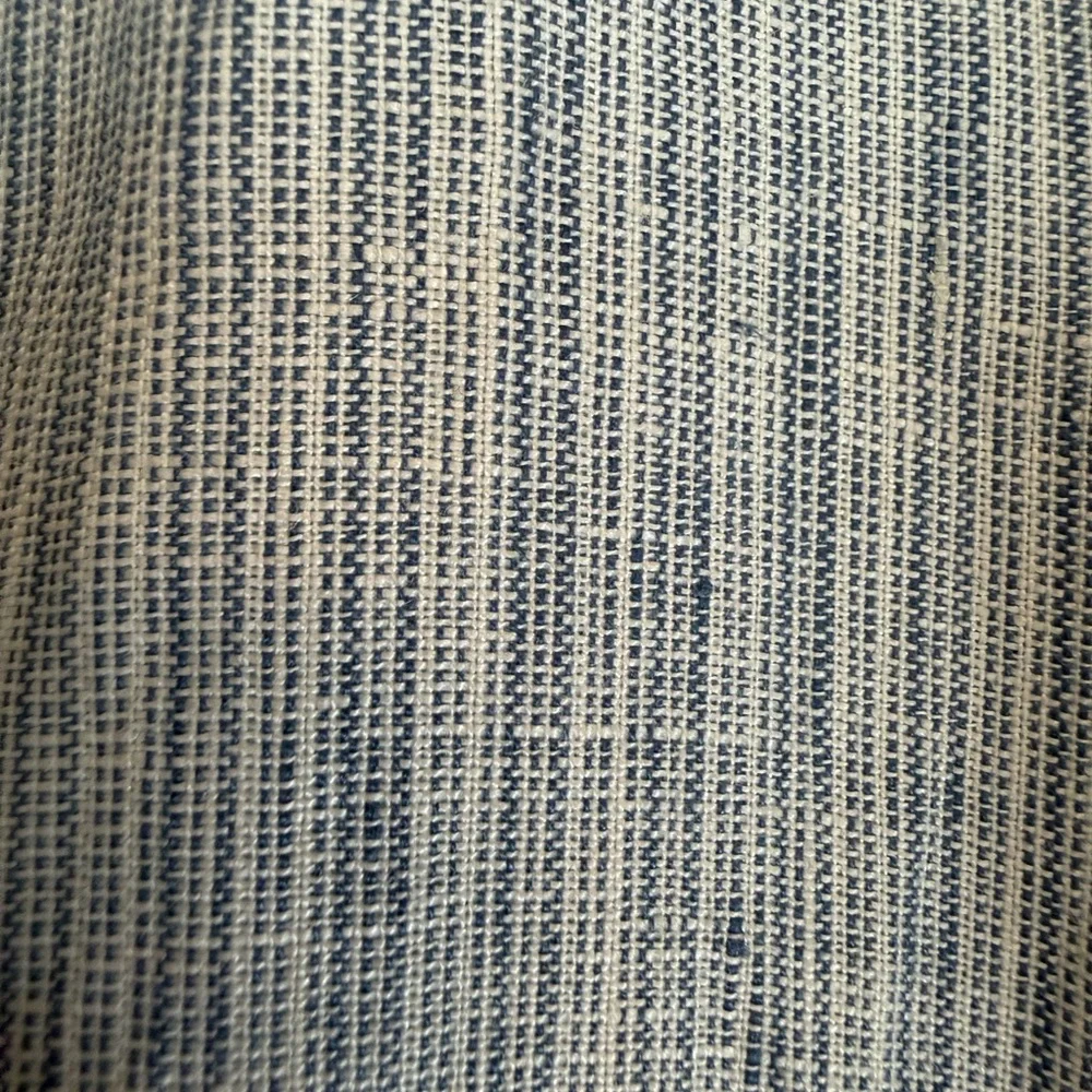 Bloomingdale's Men's Store- 100% Linen Shirt - Picture 2 of 5